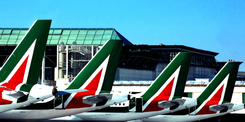 Alitalia e le cinture di sicumera