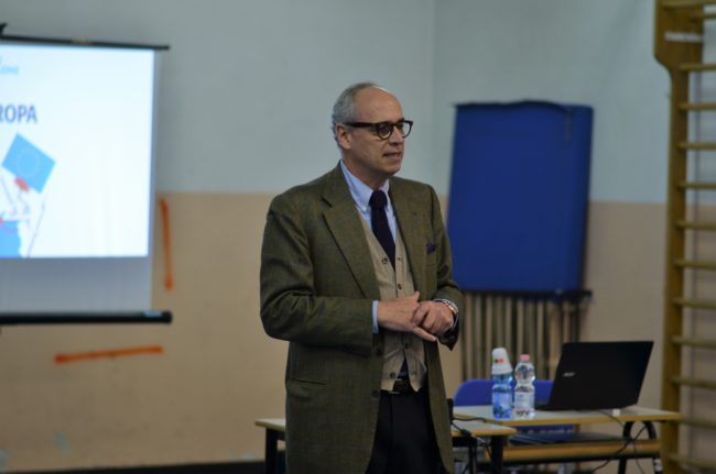 Conferenza Giacalone, Liceo Berchet Milano: Europa, pur imperfetta, è la migliore mai esistita