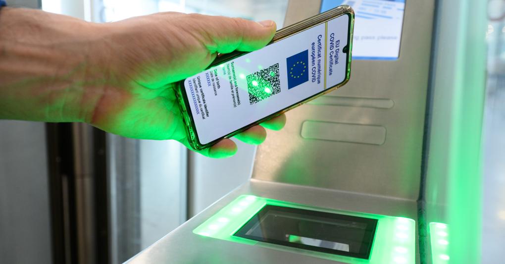 Green pass, come funziona negli altri paesi europei la certificazione verde