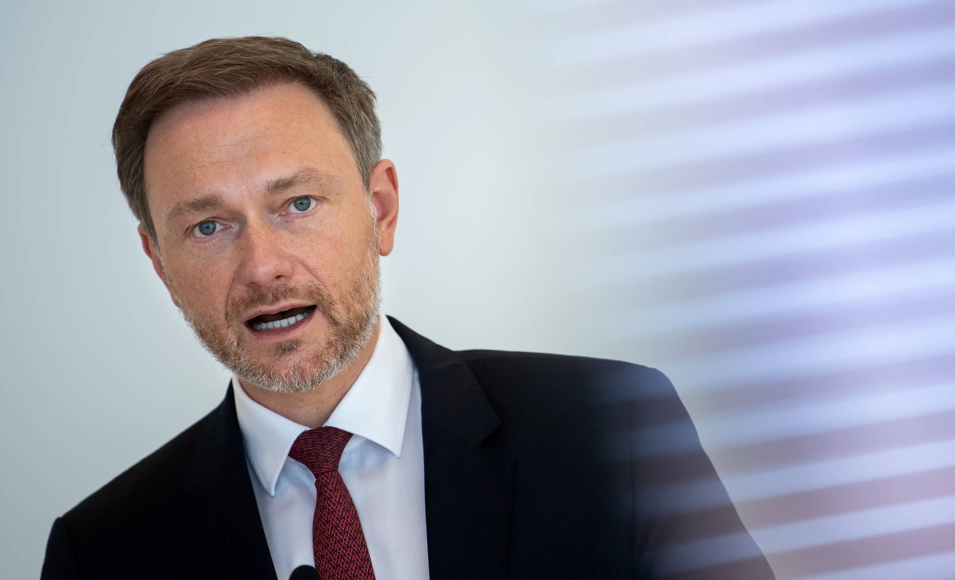 Intervista al Ministro delle Finanze tedesco Lindner: “Il Patto si può migliorare ma il debito scenda”