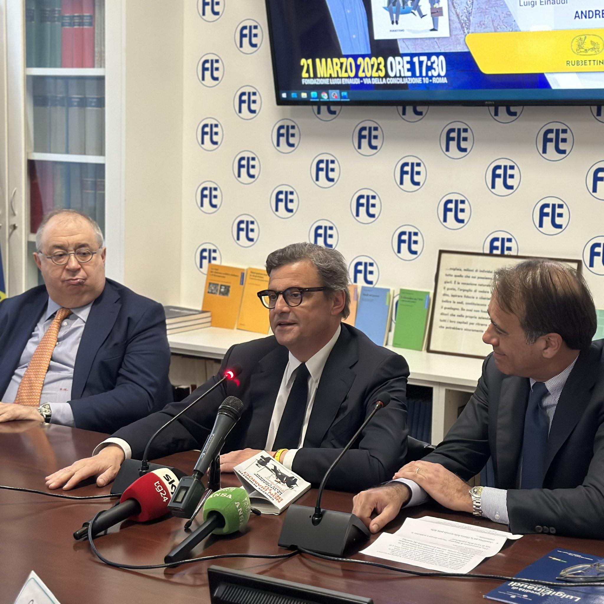 Calenda in Fondazione per parlare di separazione delle carriere: “Sono favorevole, è un principio di civiltà giuridica”