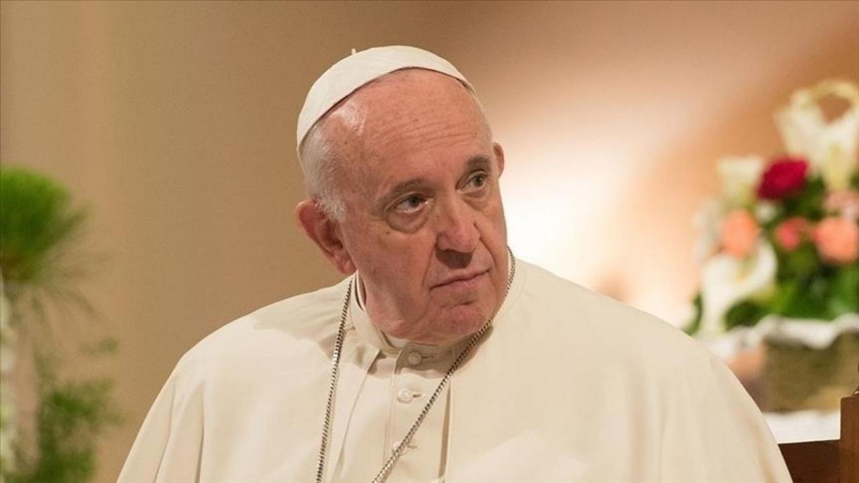 Il “pacifismo” di Wojtyla ha poco in comune con quello di Papa Francesco