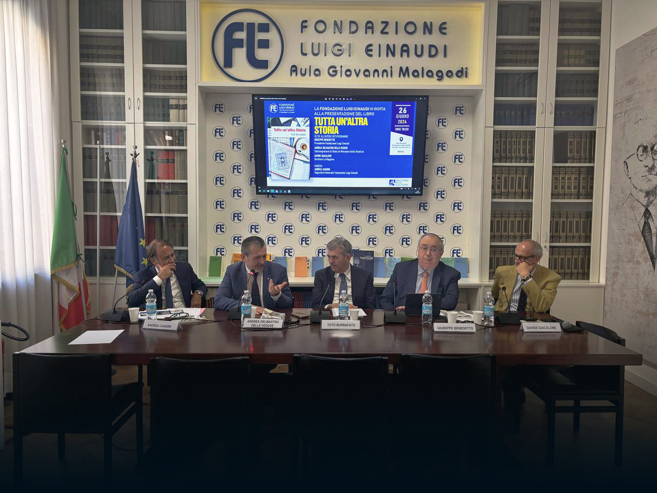 Presentato in Fondazione Luigi Einaudi “Tutta un’altra storia” di Burrafato. Delmastro: “Con nostra riforma arriviamo a un giusto processo”