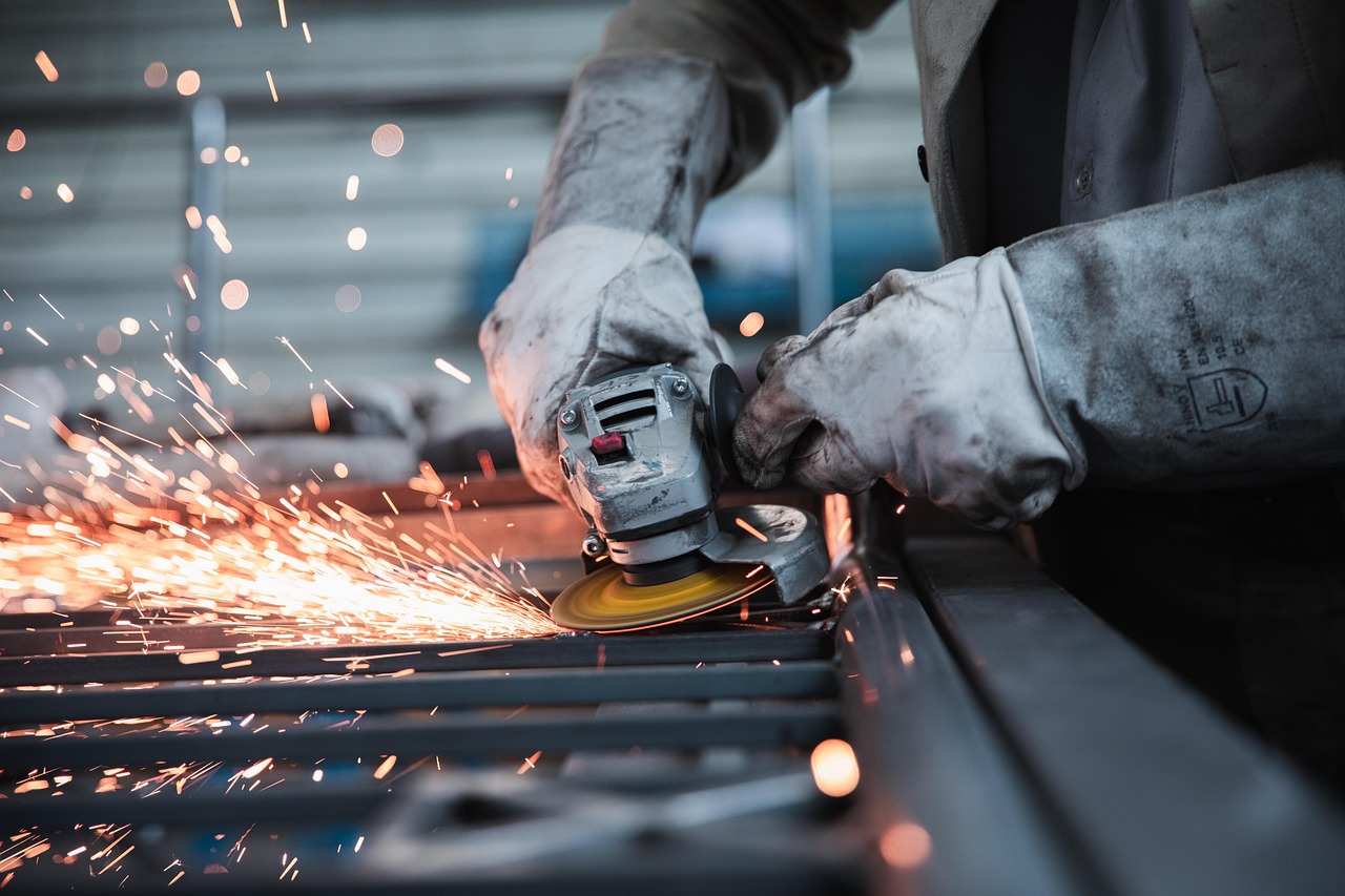 Rinnovo metalmeccanici: il contratto collettivo non diventi ostacolo al lavoro