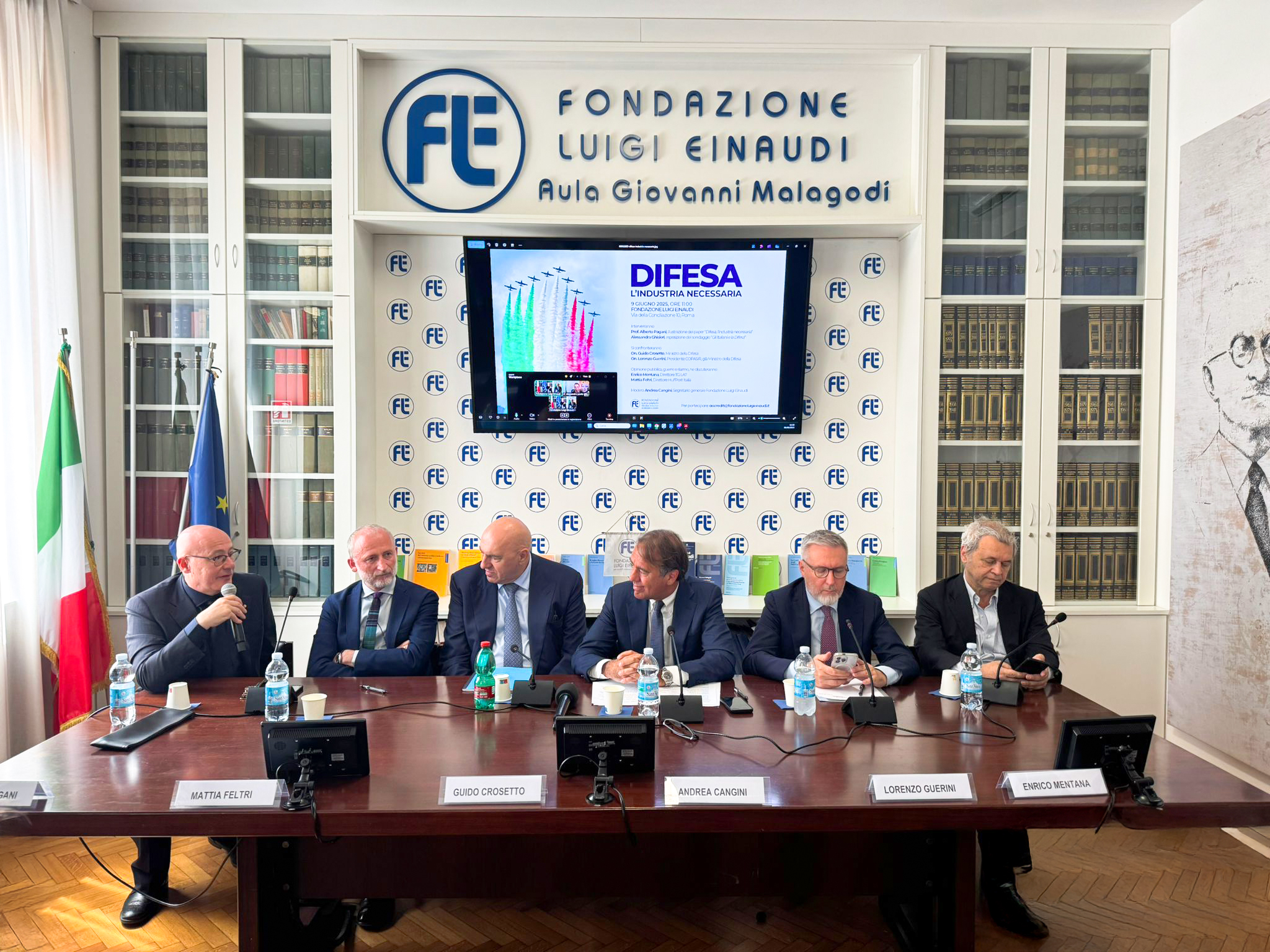 La Fondazione Einaudi presenta il paper “Difesa, l’industria necessaria”. Crosetto: “La grande sfida è sulla tecnologia. Userei fondi europei”