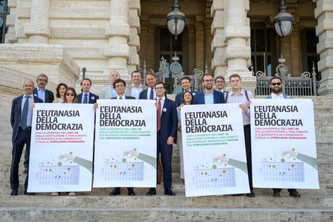 Proposta del Disegno di Legge “Immuni dal Populismo – Ripristiniamo Art. 68 della Costituzione”